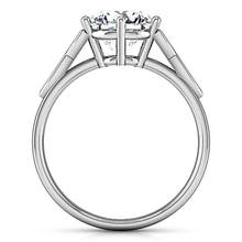 Load image into Gallery viewer, Solitaire Engagement Ring Fiona Celtic Knot