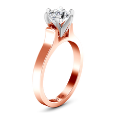 Load image into Gallery viewer, Solitaire Engagement Ring Modern
